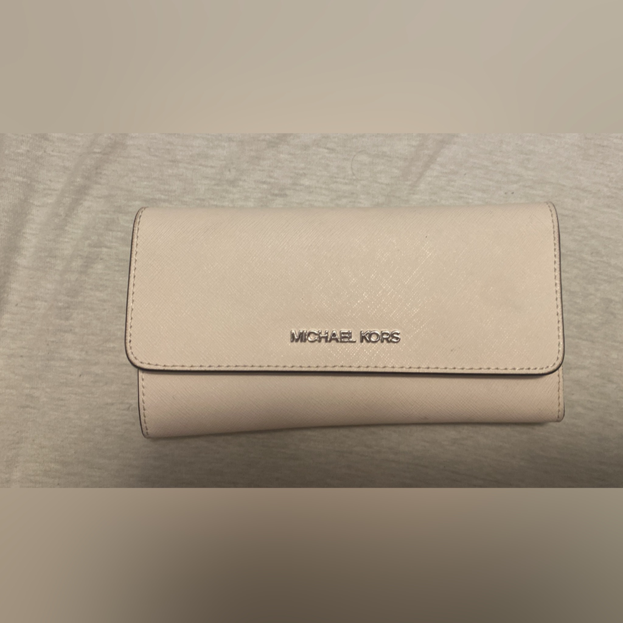 Brand New Michael Kors Wallet Brand New Michael Kors Wallet